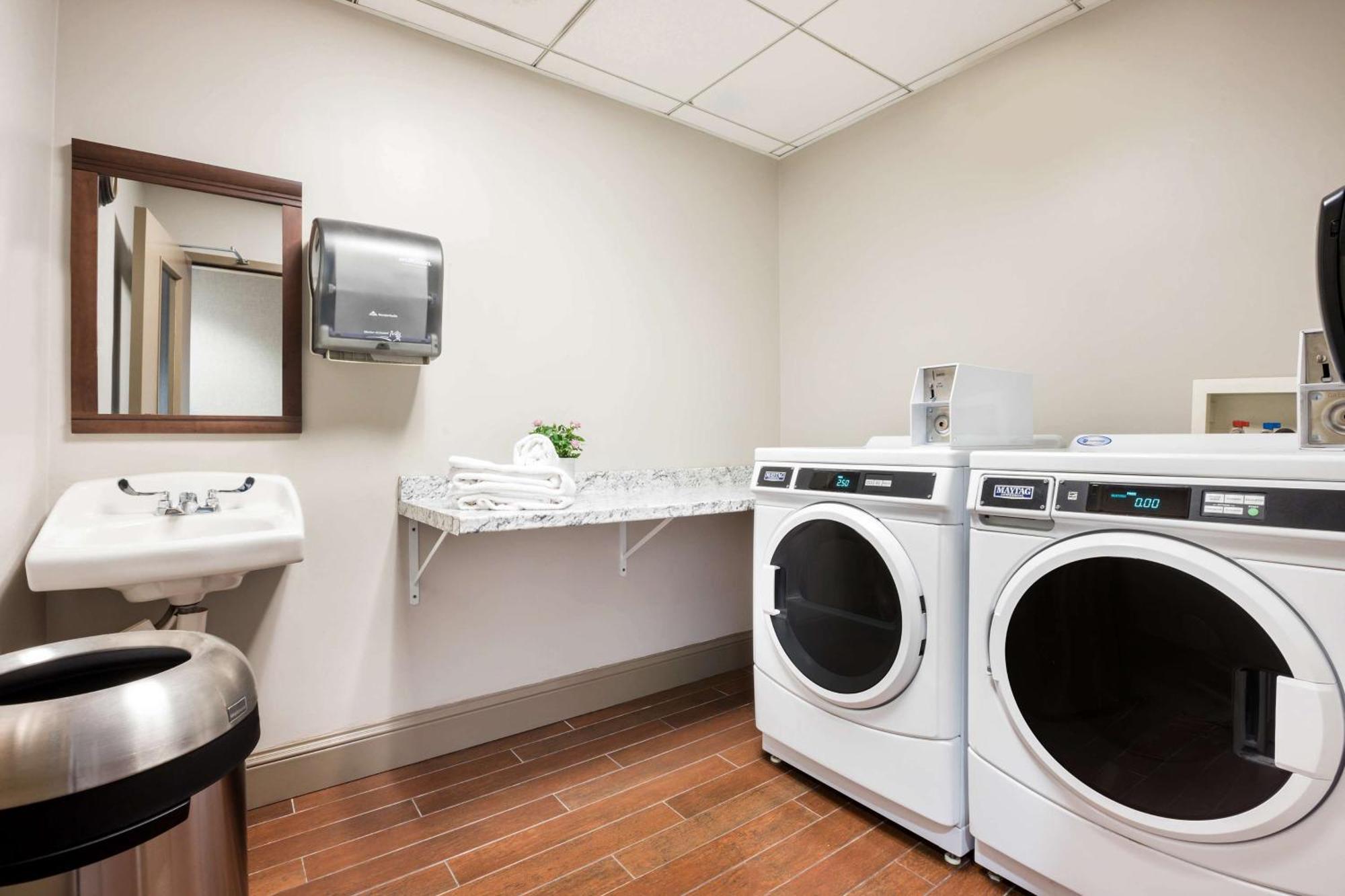 Hampton Inn Princeton Eksteriør bilde