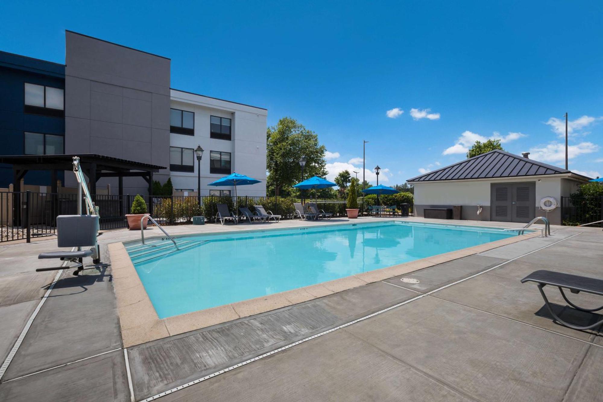 Hampton Inn Princeton Eksteriør bilde